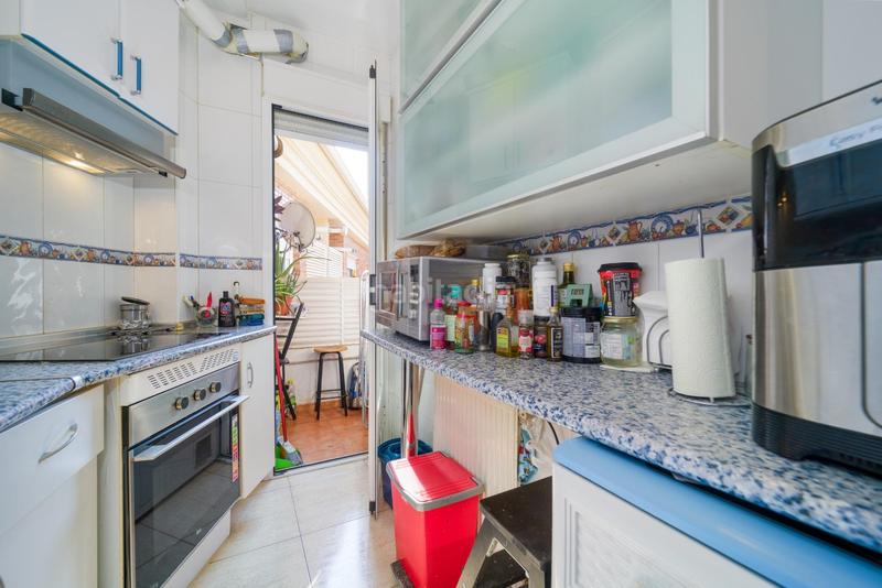 Foto ed547158-be04-4544-9174-d72fa4ff1223. Zweistöckige wohnung mit heizung in Casa Amarilla Galapagar Foto ed547158-be04-4544-9174-d72fa4ff1223. Zweistöckige wohnung mit heizung in Casa Amarilla Galapagar