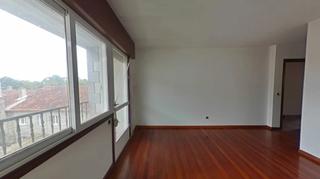 Appartement à Moraña. Amplio y luminoso piso de 105 m con grandes ventanales que inund Appartement à Moraña. Amplio y luminoso piso de 105 m con grandes ventanales que inund
