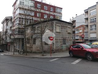 Maison Quintian. Casa en o vinteún para construir 4 plantas bajo. se dispone de i Maison Quintian. Casa en o vinteún para construir 4 plantas bajo. se dispone de i