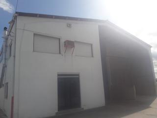 Lloguer Nau industrial As lamas. Dos naves con un total de 2.000m2. puente gúa, 6 puertas de acce Lloguer Nau industrial As lamas. Dos naves con un total de 2.000m2. puente gúa, 6 puertas de acce