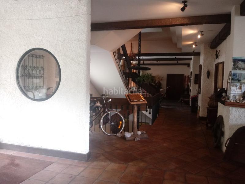 Foto 6447c0e9-43a7-47d9-8659-0e68a441e65d. Edifici a Quiroga Foto 6447c0e9-43a7-47d9-8659-0e68a441e65d. Edifici a Quiroga