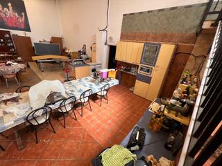 Local Comercial a Ainzón. Terreno vallado, con naves / almacen y vivienda Local Comercial a Ainzón. Terreno vallado, con naves / almacen y vivienda