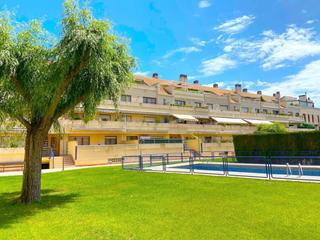 Lloguer Pis Calle gustavo adolfo becquer. Amueblado, 3 dormitorios, baño, aseo, garaje, piscina comunitari Lloguer Pis Calle gustavo adolfo becquer. Amueblado, 3 dormitorios, baño, aseo, garaje, piscina comunitari
