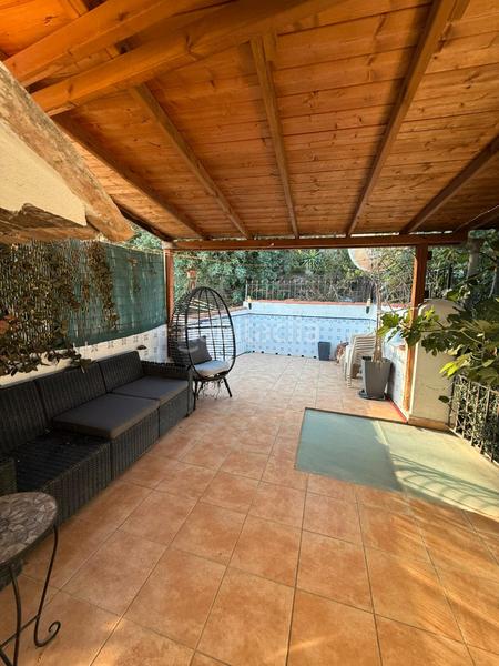 Foto fee49e72-866a-43ed-885f-facca53dcc7f. Maison avec cheminée dans Palma de Gandía Foto fee49e72-866a-43ed-885f-facca53dcc7f. Maison avec cheminée dans Palma de Gandía