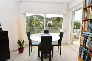 Appartement à Santa Eulària des Riu. Acojedor ático de dos dormitorios con piscina comunitaria en sie Appartement à Santa Eulària des Riu. Acojedor ático de dos dormitorios con piscina comunitaria en sie