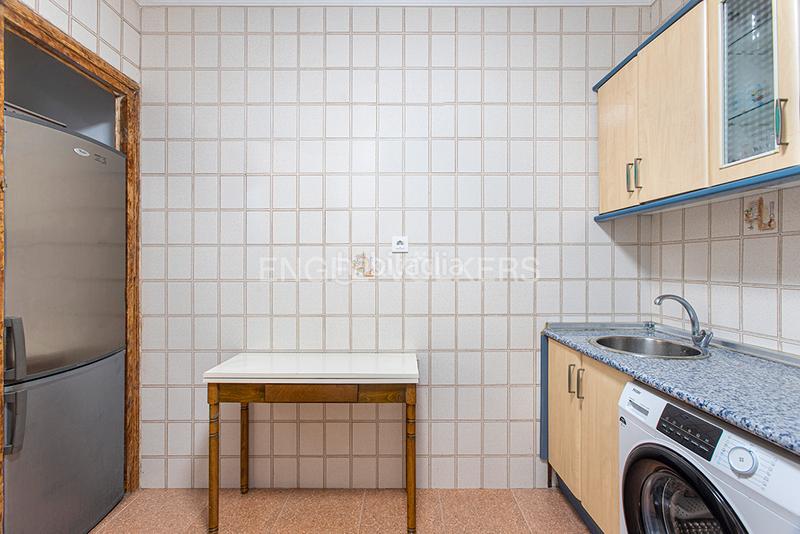 Foto 3a36f8c6-04ba-455f-8564-29f9621fd8fb. Piccolo appartamento con riscaldamento in Centro Gijón Foto 3a36f8c6-04ba-455f-8564-29f9621fd8fb. Piccolo appartamento con riscaldamento in Centro Gijón