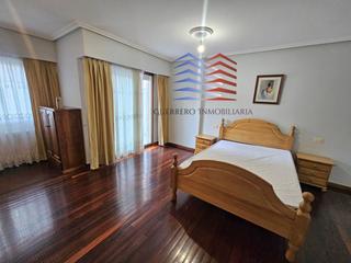 Miete Etagenwohnung Reza. Alquiler de piso exterior en rúa reza, zona centro 700 comunida Miete Etagenwohnung Reza. Alquiler de piso exterior en rúa reza, zona centro 700 comunida
