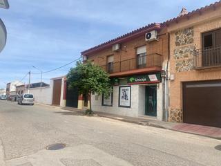 Local commercial Avenida del azuer. Local comercial en san carlos del valle Local commercial Avenida del azuer. Local comercial en san carlos del valle