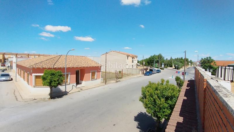 Foto d43b0d1f-a0fa-44f8-b8b5-5fe01ace8dd4. Casa  de 4 dormitorios con terraza en Torrenueva Foto d43b0d1f-a0fa-44f8-b8b5-5fe01ace8dd4. Casa  de 4 dormitorios con terraza en Torrenueva