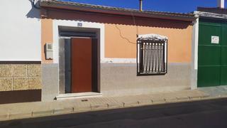 Casa aparellada Calle pasos. Casa en una sola planta para reformar a escasos metros del centr Casa aparellada Calle pasos. Casa en una sola planta para reformar a escasos metros del centr
