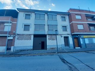 Édifice Calle el jardín. Edificio en venta, local más dos plantas en calle jardín Édifice Calle el jardín. Edificio en venta, local más dos plantas en calle jardín