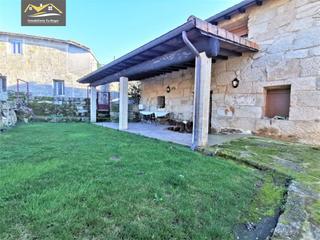 Casa Lugar trandeiras. Descubre tu nuevo hogar en un entorno natural a 5 minutos de xin Casa Lugar trandeiras. Descubre tu nuevo hogar en un entorno natural a 5 minutos de xin