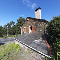 Chalet à Estrada viveiro 1. Vivienda unifamiliar con restaurante en o barqueiro Chalet à Estrada viveiro 1. Vivienda unifamiliar con restaurante en o barqueiro