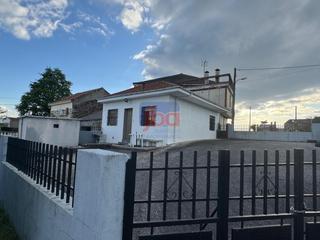 House Castelaus House Castelaus
