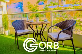 Appartement à Centre. Primera línea de mar y a pocos metros de la estación. Appartement à Centre. Primera línea de mar y a pocos metros de la estación.