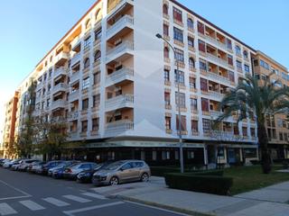 Lloguer Aparcament cotxe  N/a. No pierdas tiempo tu plaza de garaje en el centro de badajoz! Lloguer Aparcament cotxe  N/a. No pierdas tiempo tu plaza de garaje en el centro de badajoz!
