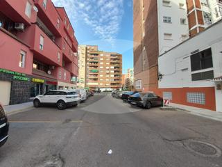 Lloguer Aparcament cotxe  N/a. Plaza de garaje en alquiler. zona maria auxiliadora Lloguer Aparcament cotxe  N/a. Plaza de garaje en alquiler. zona maria auxiliadora