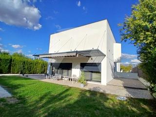 Chalet  N/a. Chalet independiente con piscina y jardin. zona urbanizacion gol Chalet  N/a. Chalet independiente con piscina y jardin. zona urbanizacion gol