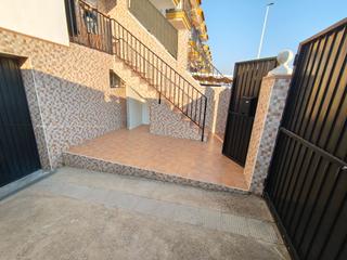 Lloguer Casa adossada a Este. Adosado en alquiler Lloguer Casa adossada a Este. Adosado en alquiler