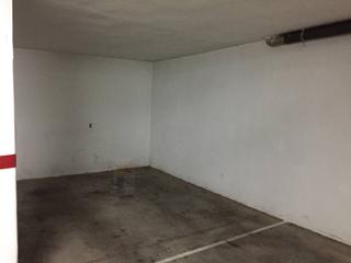Alquiler Parking coche N/a. Adelardo covarsi Alquiler Parking coche N/a. Adelardo covarsi