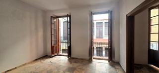 Casa en Casco Antiguo. Edificio exclusivo en el casco antiguo de badajoz con acceso por Casa en Casco Antiguo. Edificio exclusivo en el casco antiguo de badajoz con acceso por