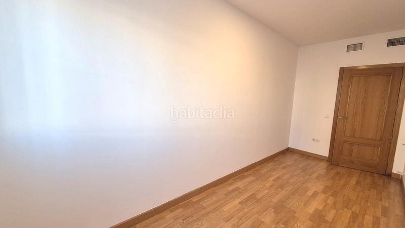 Foto 35a7787c-9e37-4b6b-aab2-859137be8e1c. Pis amb calefacció a La Estación Badajoz Foto 35a7787c-9e37-4b6b-aab2-859137be8e1c. Pis amb calefacció a La Estación Badajoz