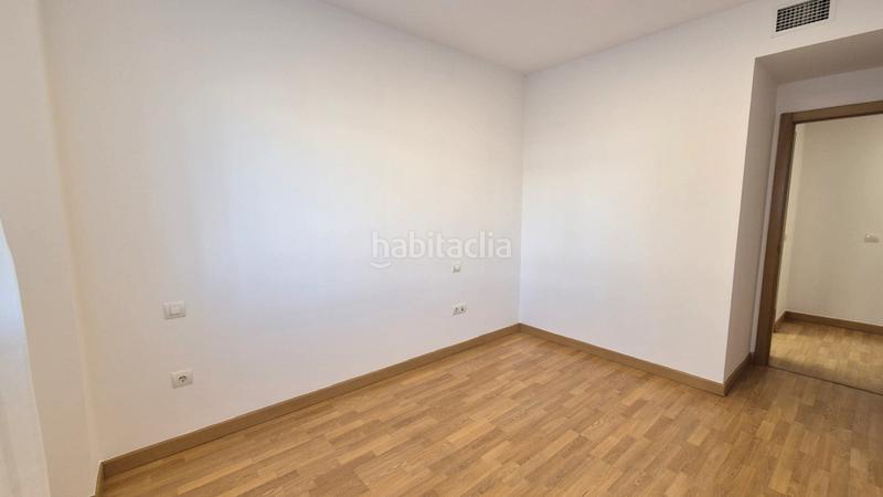 Foto 51b6dad4-20f1-40d3-89fb-352715768aec. Pis amb calefacció a La Estación Badajoz Foto 51b6dad4-20f1-40d3-89fb-352715768aec. Pis amb calefacció a La Estación Badajoz