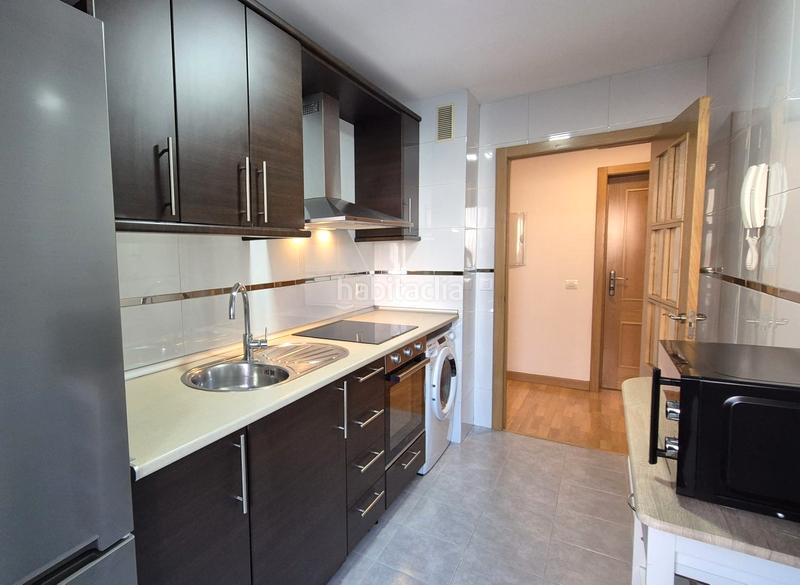 Foto 86cafc42-cf45-47c1-b3a6-6fe5aedd13d2. Pis amb calefacció a La Estación Badajoz Foto 86cafc42-cf45-47c1-b3a6-6fe5aedd13d2. Pis amb calefacció a La Estación Badajoz