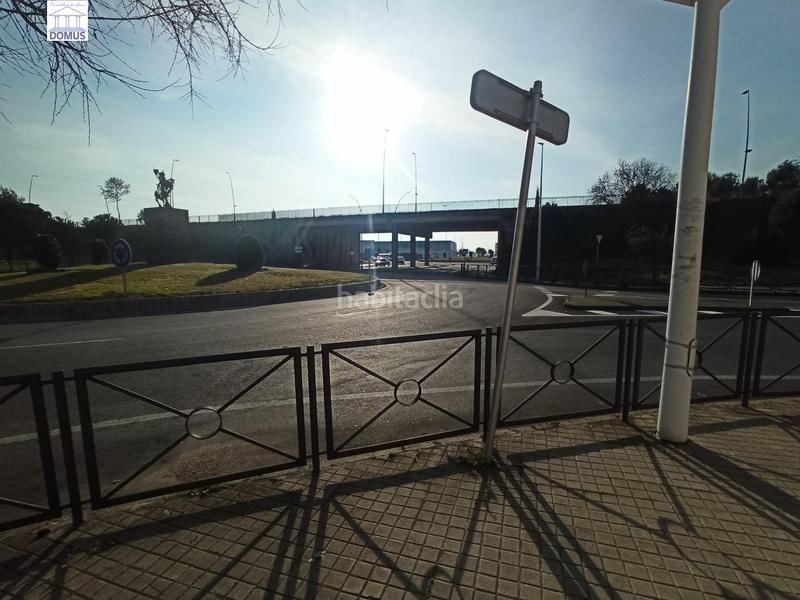 Foto a22b21fb-4995-49d9-b644-7f9dc4531372. Casa adosada adosado zona cruzcampo sin posesión. en Mérida Foto a22b21fb-4995-49d9-b644-7f9dc4531372. Casa adosada adosado zona cruzcampo sin posesión. en Mérida