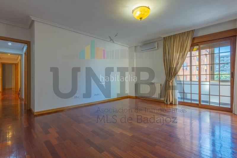 Foto b91e80c8-1125-44b9-8f7d-f3cbc7b83e24. Appartement avec chauffage dans Valdepasillas - La Paz - Huerta Rosales Badajoz Foto b91e80c8-1125-44b9-8f7d-f3cbc7b83e24. Appartement avec chauffage dans Valdepasillas - La Paz - Huerta Rosales Badajoz