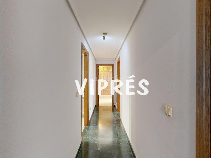 Foto 6c2a87b0-7cdb-4609-8b15-8dd0697cd522. Pis amb calefacció a Centro Cáceres Foto 6c2a87b0-7cdb-4609-8b15-8dd0697cd522. Pis amb calefacció a Centro Cáceres