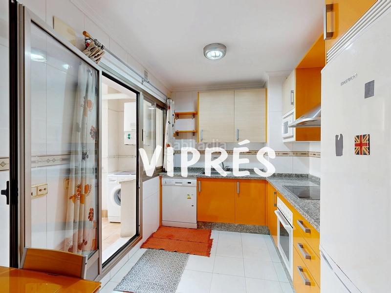 Foto 749187a4-e573-4b9f-bb1d-229fa19fa214. Pis amb calefacció a Centro Cáceres Foto 749187a4-e573-4b9f-bb1d-229fa19fa214. Pis amb calefacció a Centro Cáceres