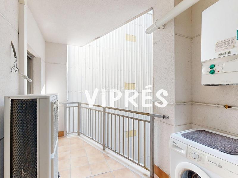 Foto b9d19cb1-b0ee-4c77-82fc-8cc3add32e2d. Pis amb calefacció a Centro Cáceres Foto b9d19cb1-b0ee-4c77-82fc-8cc3add32e2d. Pis amb calefacció a Centro Cáceres