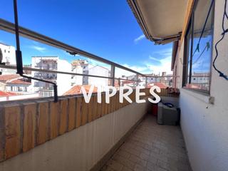 Pis a Casco Antiguo. Piso junto a cánovas  3 habitaciones y dos bañosmagnífica vivien Pis a Casco Antiguo. Piso junto a cánovas  3 habitaciones y dos bañosmagnífica vivien
