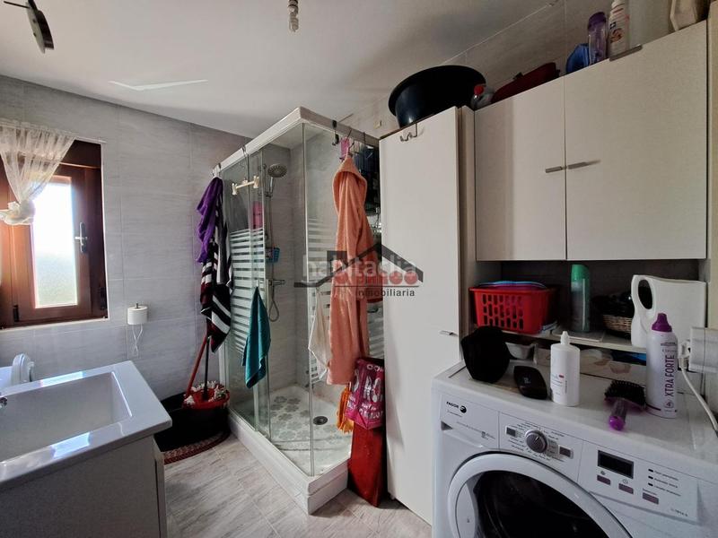 Foto 9fc45285-dae5-498b-b022-b004bbd09895. Casa amb calefacció aparcament a Rubiá Foto 9fc45285-dae5-498b-b022-b004bbd09895. Casa amb calefacció aparcament a Rubiá