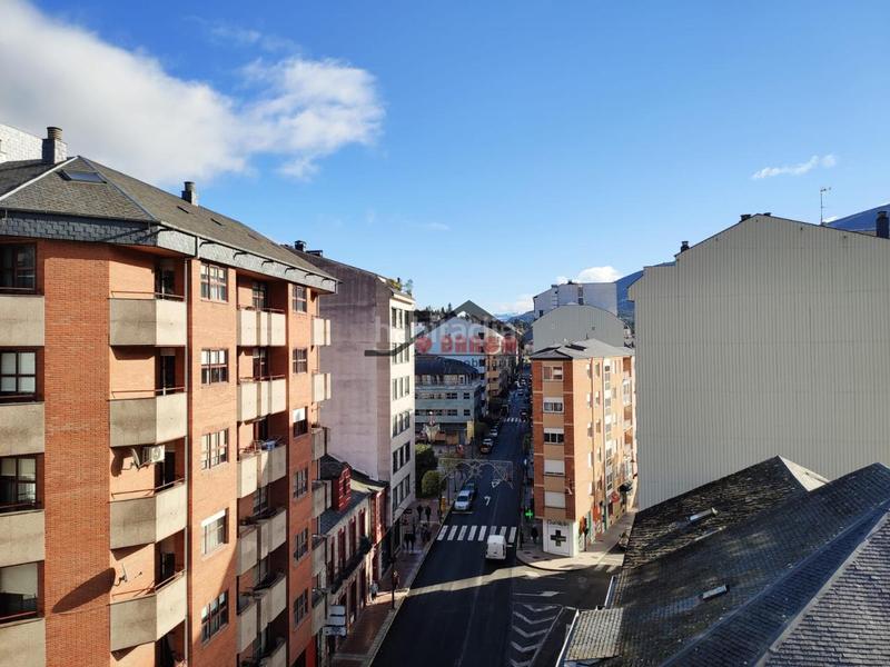 Foto 97b492d6-efeb-4d80-ad5c-f8d7dd51d0d6. Pis amb calefacció aparcament a Barco de Valdeorras (O) Foto 97b492d6-efeb-4d80-ad5c-f8d7dd51d0d6. Pis amb calefacció aparcament a Barco de Valdeorras (O)