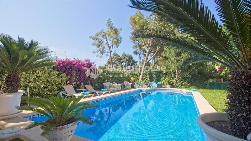 Foto b1452eec-fcb8-42cb-b8d3-5e842855a89e. Location chalet avec chauffage parking piscine dans Alcúdia Foto b1452eec-fcb8-42cb-b8d3-5e842855a89e. Location chalet avec chauffage parking piscine dans Alcúdia