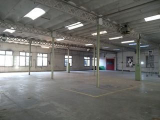 Alquiler Almacén Carrer diputacio. Local 1125m² en el centro Alquiler Almacén Carrer diputacio. Local 1125m² en el centro