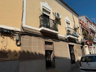 Duplex Calle general margallo. Piso en calle general margallo, cáceres Duplex Calle general margallo. Piso en calle general margallo, cáceres