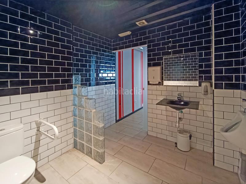 Foto 19d2080d-343a-4004-8b81-7e3de5ba1db2. Local comercial | monta tu propio local de ocio en santa cristina | en Oleiros Foto 19d2080d-343a-4004-8b81-7e3de5ba1db2. Local comercial | monta tu propio local de ocio en santa cristina | en Oleiros