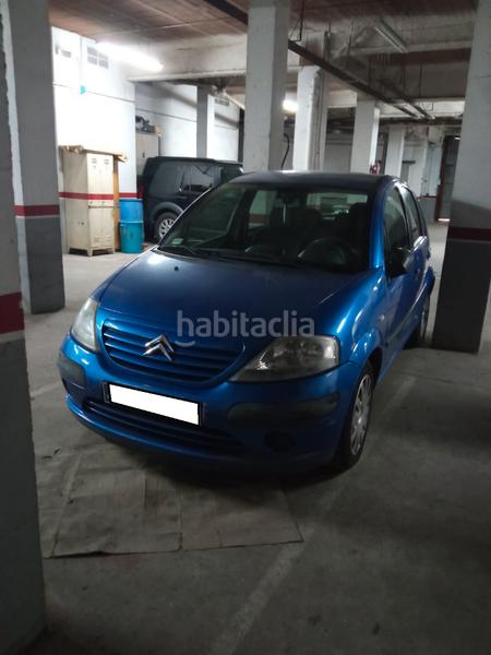Foto d1adeeb4-b54e-4448-b18a-13c3e0c4a2ee. Parking voiture dans Marianao Sant Boi de Llobregat Foto d1adeeb4-b54e-4448-b18a-13c3e0c4a2ee. Parking voiture dans Marianao Sant Boi de Llobregat