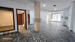 Office space in Cervera del Maestre. Oficina de 117m2 ubicada en cervera del maestre Office space in Cervera del Maestre. Oficina de 117m2 ubicada en cervera del maestre