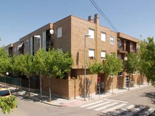Location Appartement Calle rosalía de castro. 2 dormitorios, salón-cocina americana y un baño.sin amueblar. co Location Appartement Calle rosalía de castro. 2 dormitorios, salón-cocina americana y un baño.sin amueblar. co