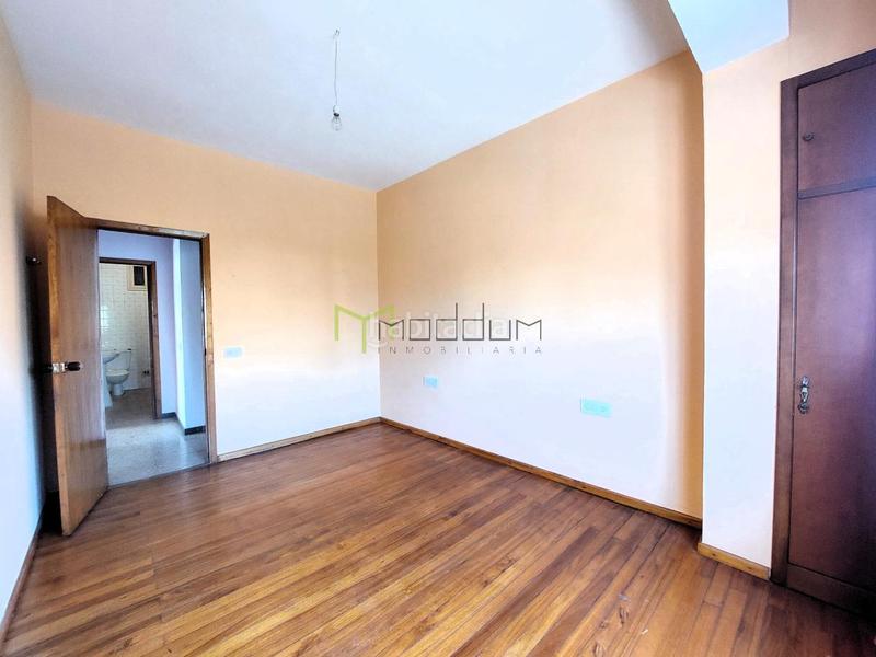 Foto d5add0ba-a5f6-4fd8-91c1-eb00861df320. Maison avec chauffage parking dans Sarria Foto d5add0ba-a5f6-4fd8-91c1-eb00861df320. Maison avec chauffage parking dans Sarria