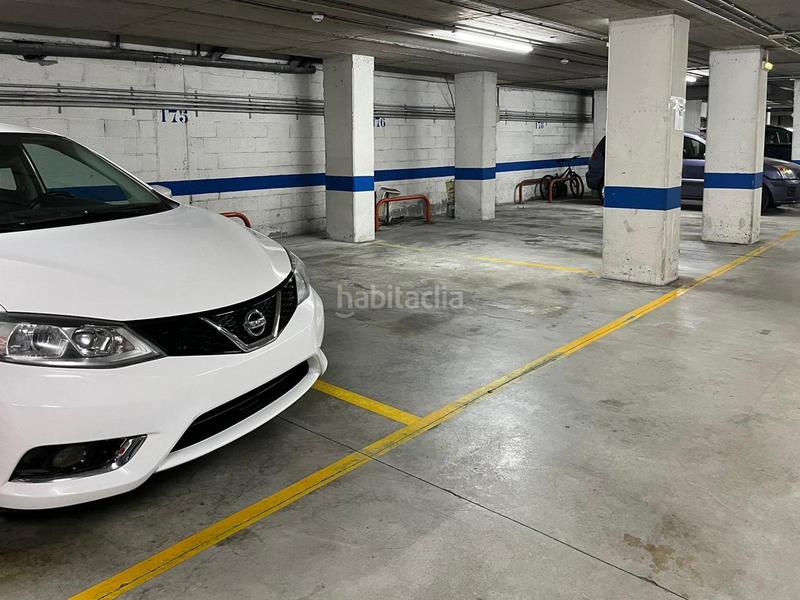 Foto c8b9acab-3365-4d4d-8f6a-9a51f0c15f00. Parking coche en Egia Donostia - San Sebastián Foto c8b9acab-3365-4d4d-8f6a-9a51f0c15f00. Parking coche en Egia Donostia - San Sebastián