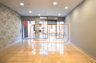 Affitto Locale commerciale Calle san antón. Alquiler de local adaptado próximo al gran teatro de cáceres. Affitto Locale commerciale Calle san antón. Alquiler de local adaptado próximo al gran teatro de cáceres.