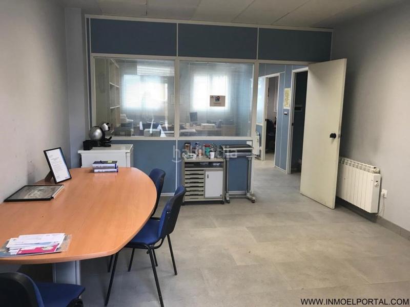 Foto 07dd0de6-72e3-40d5-92d3-a12777c00dcd. Alquiler oficina  amueblada! tu espacio ideal para brillar en Olite Foto 07dd0de6-72e3-40d5-92d3-a12777c00dcd. Alquiler oficina  amueblada! tu espacio ideal para brillar en Olite