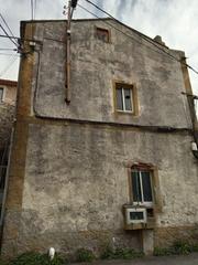Masia a Suevos. Casa de piedra, situada en el lugar de suevos, en arteixo.necesi Masia a Suevos. Casa de piedra, situada en el lugar de suevos, en arteixo.necesi