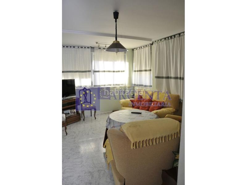 Foto 85c26cd4-4343-4184-bb2b-4d99879b0bfe. Duplex with heating parking in Montesol - Mejostilla Cáceres Foto 85c26cd4-4343-4184-bb2b-4d99879b0bfe. Duplex with heating parking in Montesol - Mejostilla Cáceres