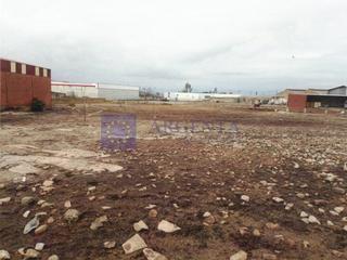 Solar industrial a Trujillo. Parcela industrial en la zona de trujillo Solar industrial a Trujillo. Parcela industrial en la zona de trujillo